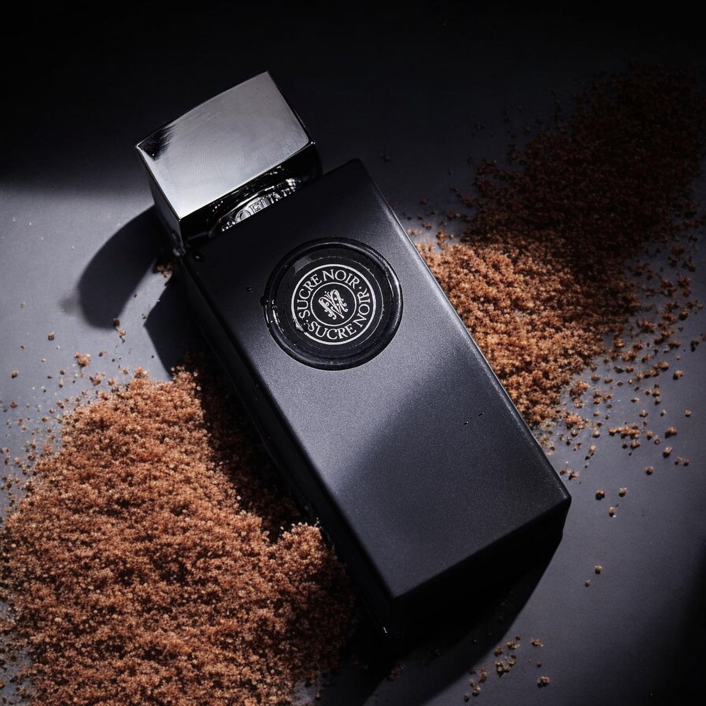 ARTE PROFUMI | SUCRE NOIR - AKARRA JADE