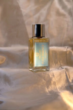 VERSAILLES | PURE ESSENCE